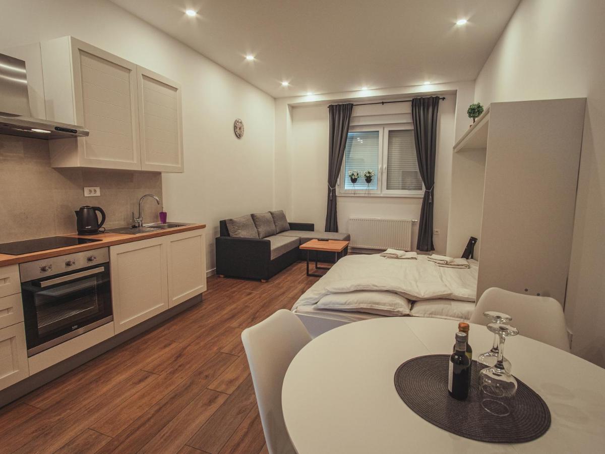 Apartmani Infinity Osijek Exterior foto